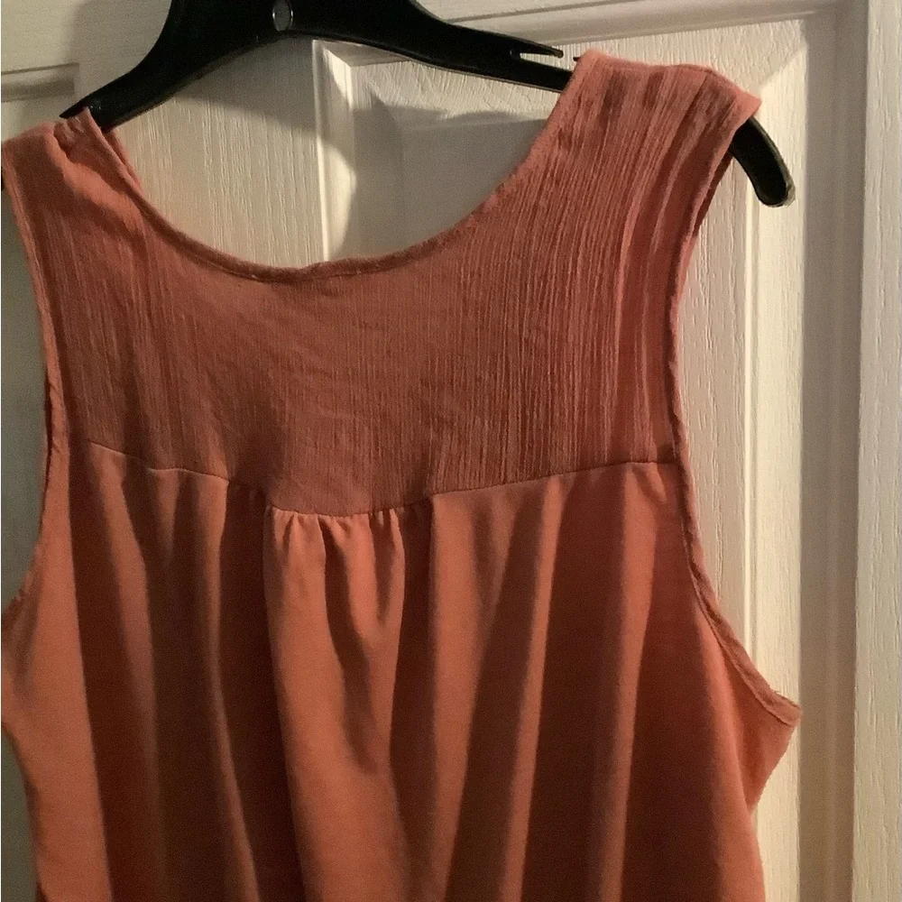 Top, light coral color, size large, brand Parallel Skies. - Picture 8 of 10